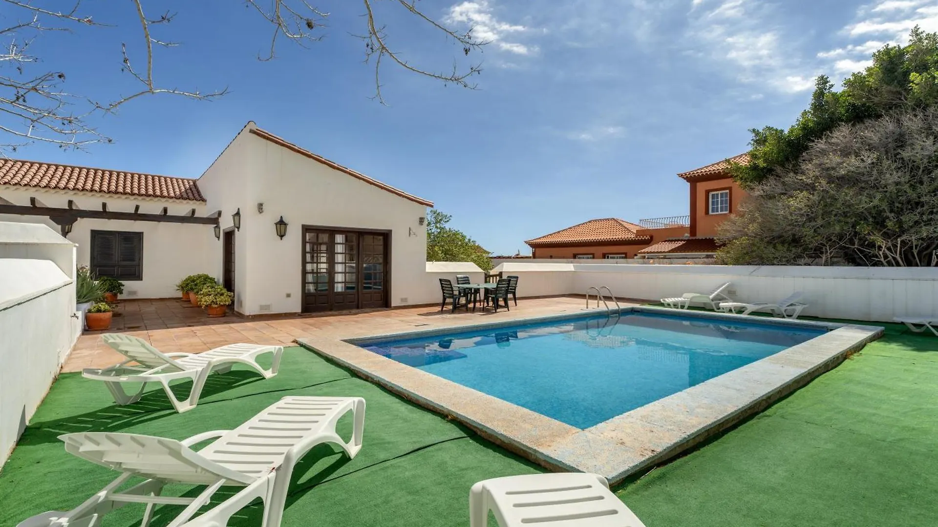 3-Bedroom Villa In Golf Del Sur San Miguel de Abona 0*,
