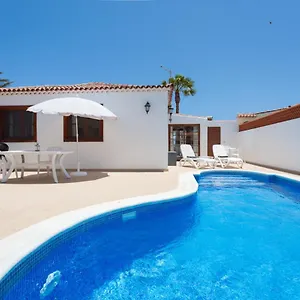 Villa Casa Bransford, Excellent, Sunny House With Private Heated Pool, San Miguel de Abona